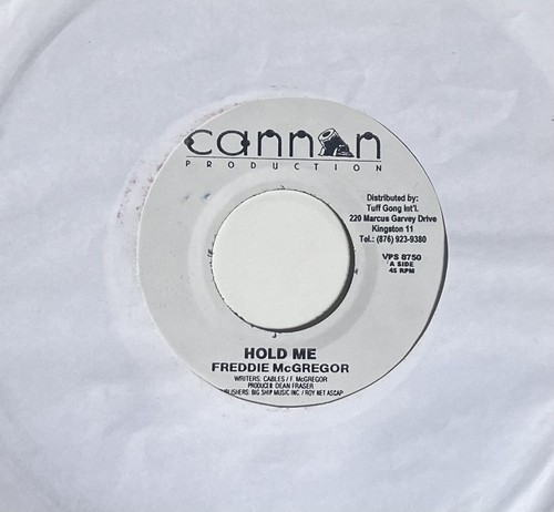 Freddie mcregor hold - hold,