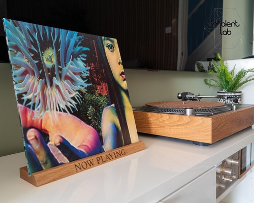 Now playing vinyl record - playing,